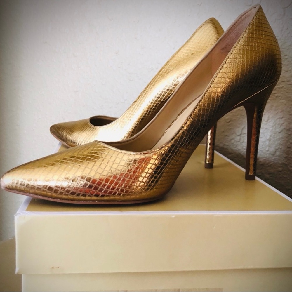 Michael Kors Claire Metallic Embossed Leather Pump